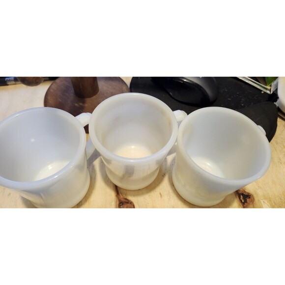 Set of 3 Vintage Fire-King White Milk Glass Coffee Mugs – Mid-Century USA Mad - Picture 4 of 4